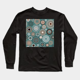 Kopie von Kopie von Kopie von Kopie von Kopie von Kopie von colorful circles | green and coral Long Sleeve T-Shirt